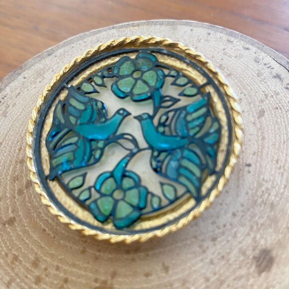 Vintage Green Blue Round Faux Plique-à-Jour Overlay Shadow Box Pin Brooch - Picture 3 of 5